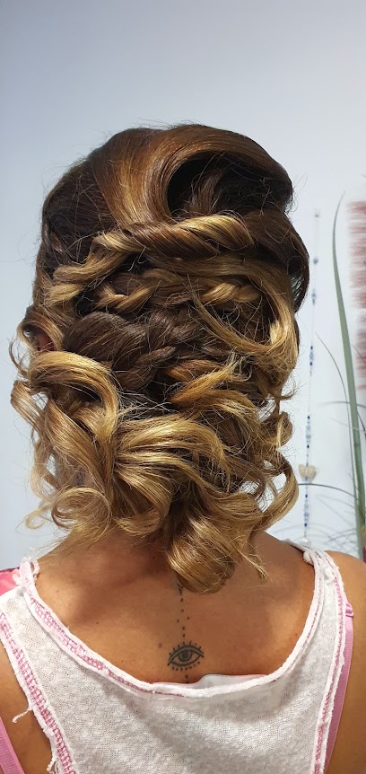Isabel Sánchez Quesada | Peluquería en Elche / Alicante