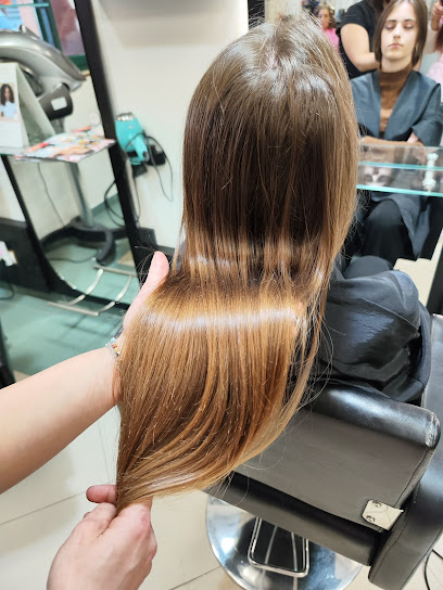 Dos Hermanas Peluquería y Estética Avanzada | Peluqueria en León / León