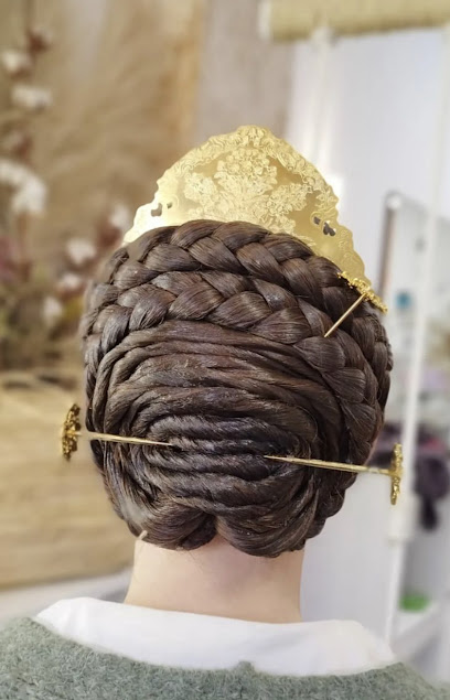 Patricia Torres y Esther Espinosa | Peluqueria en Valencia / Valencia