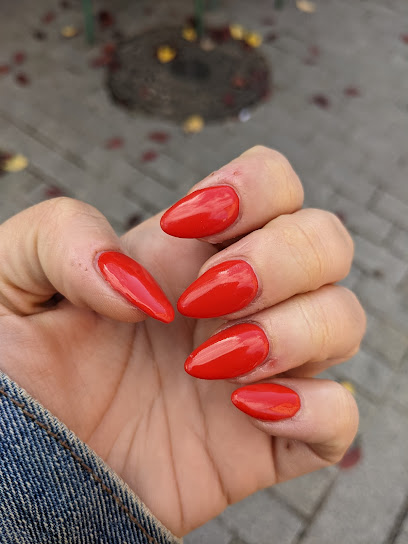 Hello Nails | Salón de Manicura y Uñas en Alcalá de Henares / 