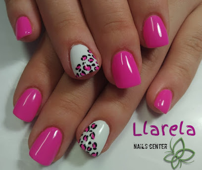Llarela Nails Center | Salón de Uñas y Manicura en Saron