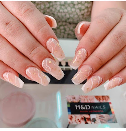 H&D Nails | Salón de Manicura y Uñas en Cáceres / 