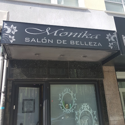 Monika | Salón de Uñas y Manicura en A Coruña