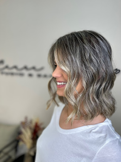 Laura Rayos STUDIO&SALON | Peluqueria en Murcia / Murcia