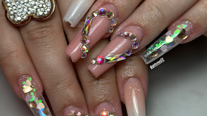 GATUÑAS | Salón de Manicura y Uñas en Madrid / 