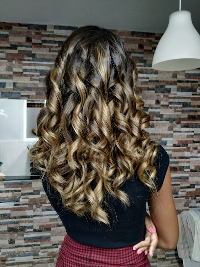 Mary Trini Rocamora | Peluqueria en Elche / Alicante