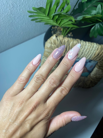 Nails Factory | Diversia | Salón de Uñas y Manicura en Alcobendas