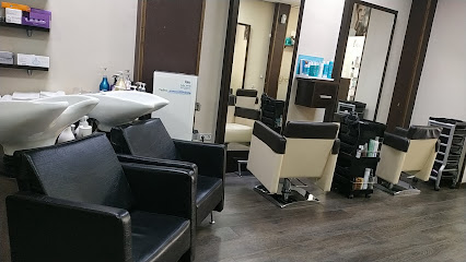 GLYAN PELUQUERIA y ESTETICA | Peluquería en Jaén / Jaén