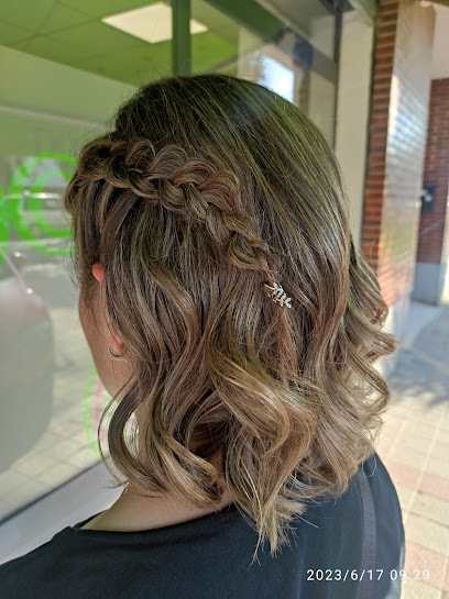 Salón de Peluquería y Belleza Noa | Peluquería en Venta de Baños / Palencia
