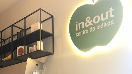 In And Out Belleza | Peluquería en Málaga / 