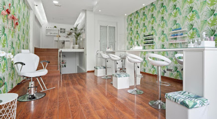 LE SALON | Peluquería en Majadahonda / 