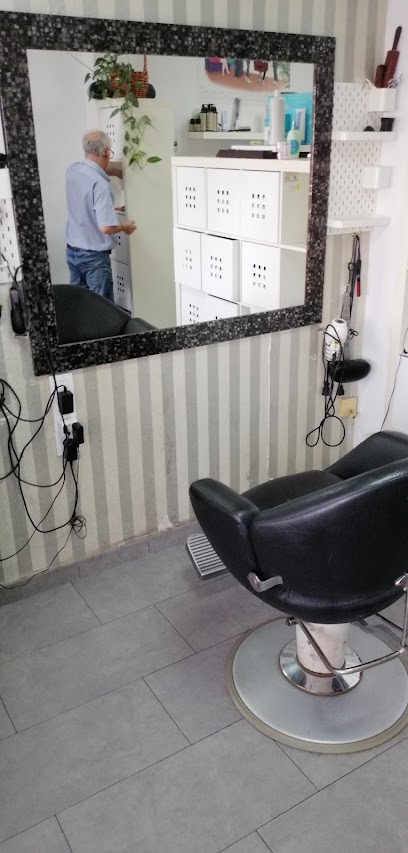 Peluquería Vicente | Peluquería en Mairena del Aljarafe / Sevilla