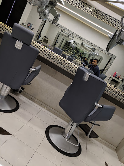 Ybarrales | Darro – Peluqueria y Estilistas | Peluqueria en Granada / Granada