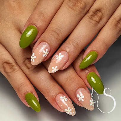SANTA MANICURA | Peluquería en Madrid / 