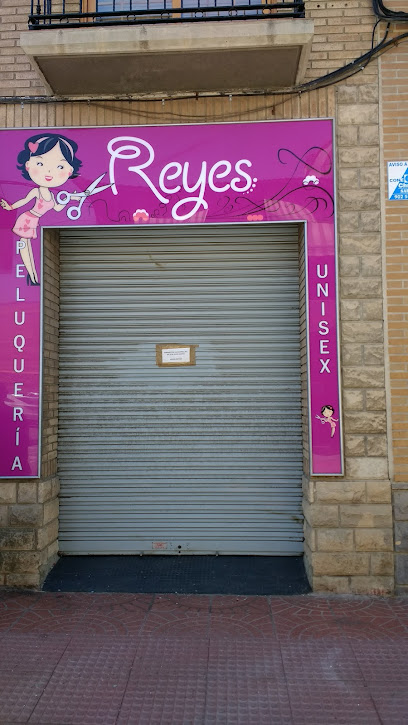 Peluquería Reyes | Peluquería en La Puebla de Alfindén / Zaragoza