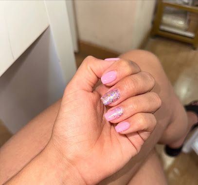 Sakura Nails | Salón de Manicura y Uñas en Torrejón de Ardoz / 
