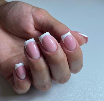 Luz Mary Marulanda | Salón de Manicura y Uñas en Molina de Segura / 