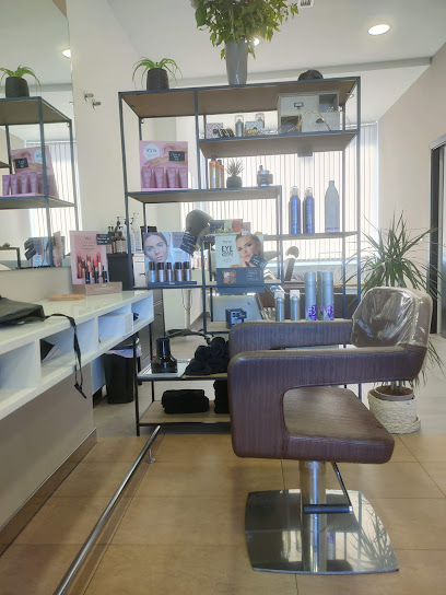 Ana Castro Estilista | Peluquería en O Pedrouzo / La Coruña