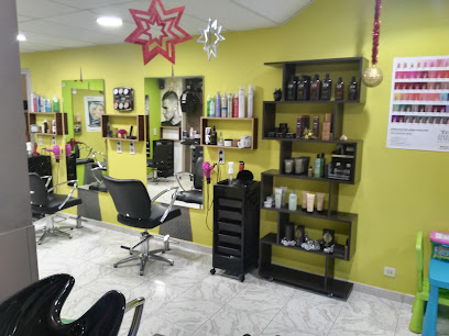 Desigual Perruqueria Unisex | Peluqueria en Sant Julià de Ramis / Girona