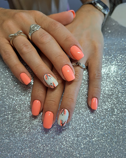 Laura Nails | Salón de Uñas y Manicura en Bailen