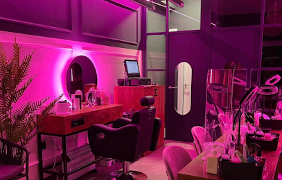 Candela Nails | Salón de Manicura y Uñas en Fuenlabrada / 