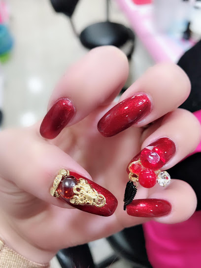 YAO YAO HERMOSO Estética | Salón de Uñas y Manicura en Collado Villalba