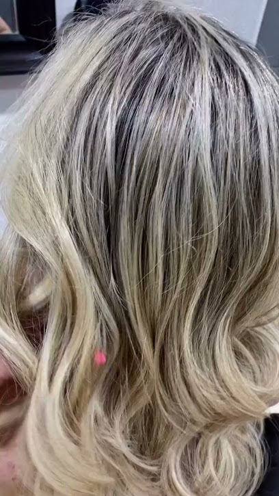 Peluquería Alomary Unisex | Peluquería en Las Lagunas de Mijas / Málaga
