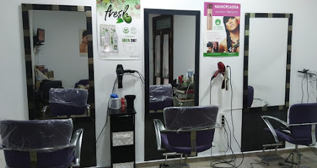 PELUQUERIA TOÑI MALIA | Peluquería en Cádiz / Cádiz