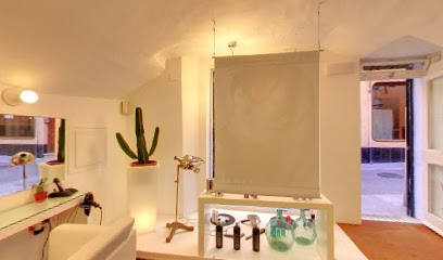 Naif | Peluquería en Palafrugell / Girona