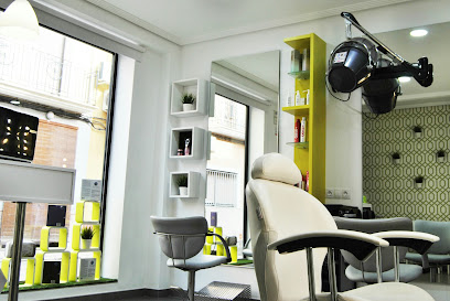 Ofe Noguera Estilista | Peluqueria en Guadasuar / Valencia