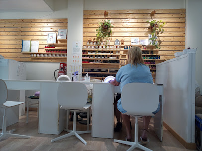 Rosa Uñas | Salón de Manicura y Uñas en El Prat de Llobregat / 