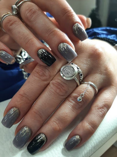 A tu manera | Salón de Uñas y Manicura en Santander