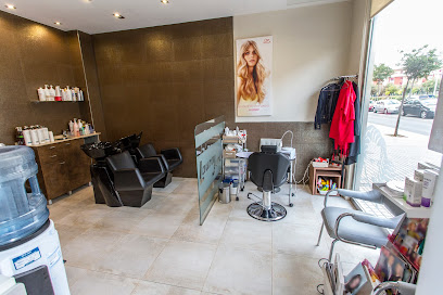 Peluquería-Maquillaje Laura Jurado | Peluquería en Córdoba / Córdoba