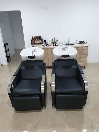 Cuidare Organics Peluqueria y Estetica | Peluquería en Seseña / Toledo