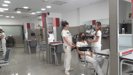 Academia Llongueras | Peluquería en Mahón / Baleares