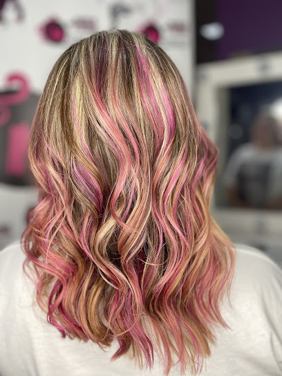 Peluqueria y Salón de Belleza Mónica | Peluqueria en Saldaña / Palencia