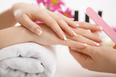 Hello Nails | Sant Antoni Maria Claret | Salón de Manicura y Uñas en Sabadell / 