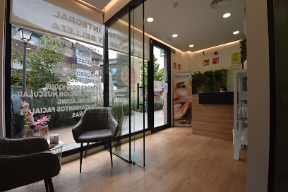 Tactissimo | Peluquería en Majadahonda / 