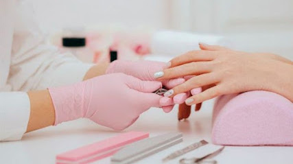 Glory by Nails | Salón de Manicura y Uñas en San Miguel de Meruelo / 