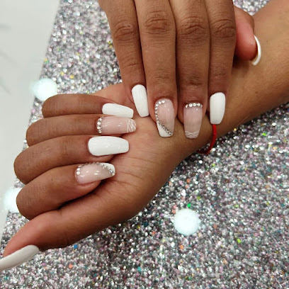 Mini nail Nai Ou Mei Jia Mei Jie Gong Zuo Shi | Salón de Manicura y Uñas en Madrid / 