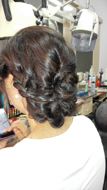 ELENA OZORES PELUQUERIA | Peluquería en Salceda de Caselas / Pontevedra