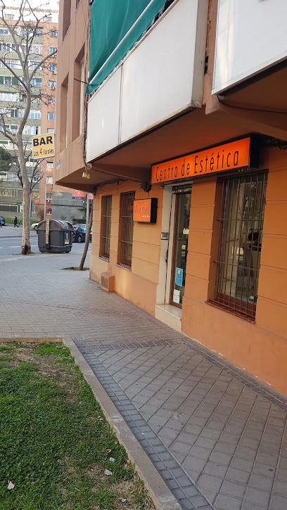 Montbell | Peluquería en Madrid / 