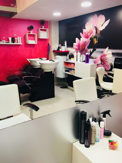 Dekolor Peluquería y estética | Peluquería en Madrid / Madrid