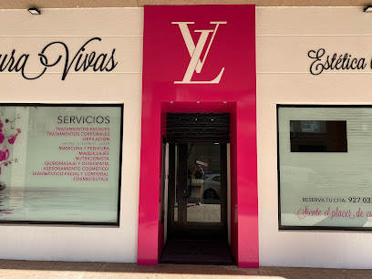Estética Laura Vivas | Peluquería en Cáceres / 
