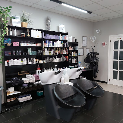 Tania Mir rizamos el estilismo | Peluqueria en Lleida / Lleida