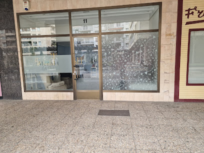 Meraki Nails | Salón de Manicura y Uñas en San Sebastián / 