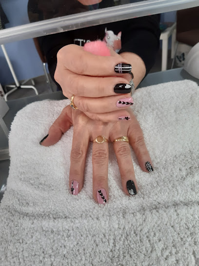 Susana Robledillo | Peluquería en Granada / 