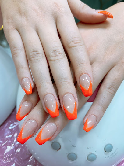 LIN HUA KOREAN Nails | Salón de Manicura y Uñas en Barcelona / 