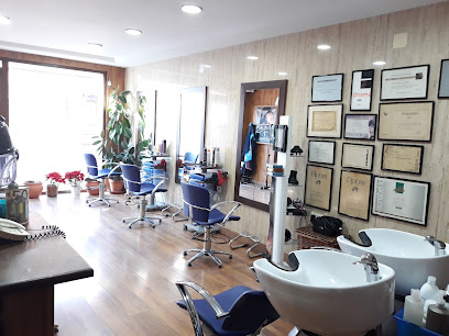 J.karlos-Peluquero`s Hombre - Mujer | Peluquería en Puertollano / Ciudad Real