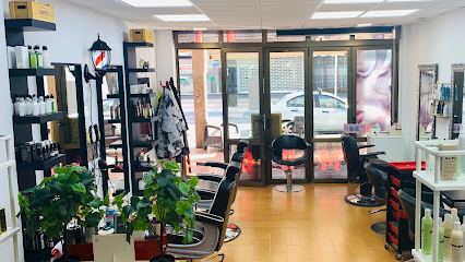 Peluqueria Moon | Peluqueria en Torrenova / Baleares